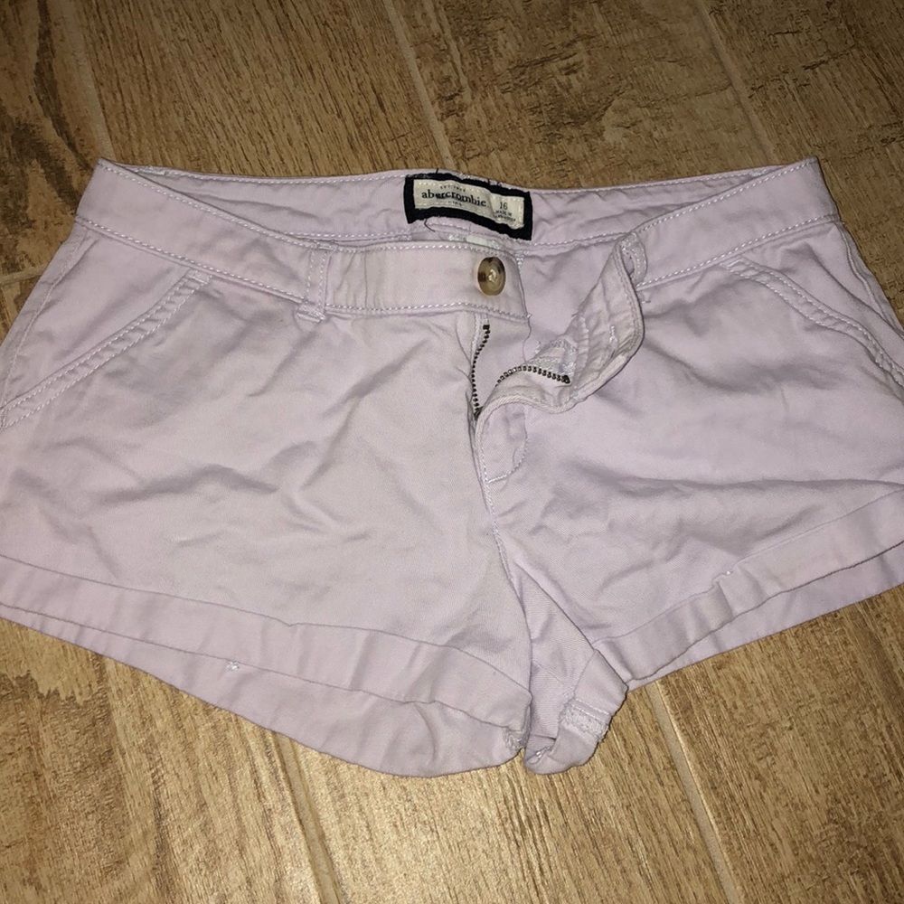 Abercrombie and Fitch cute purple shorts